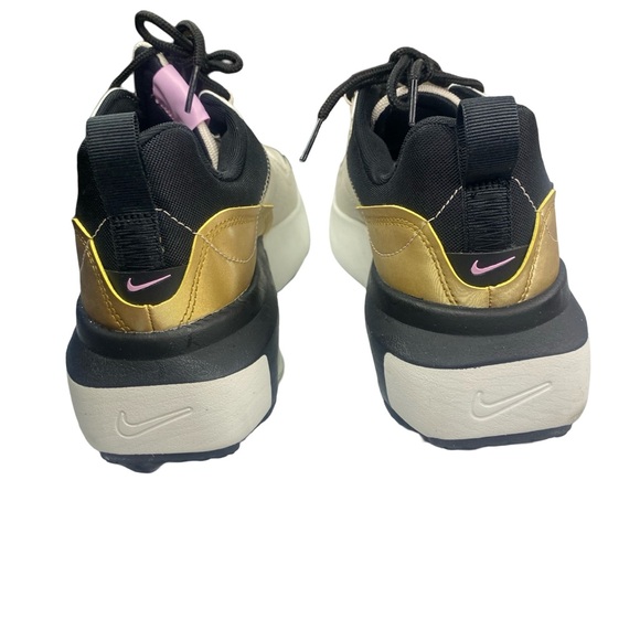 The Nike women's Air Max Verona 'Light Orewood woman’s size 9.5 - Picture 8 of 9